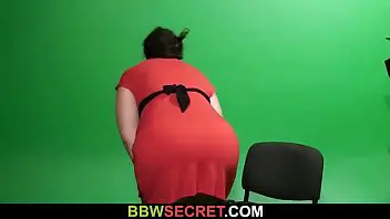 She finds him nailing a BBW in the studio